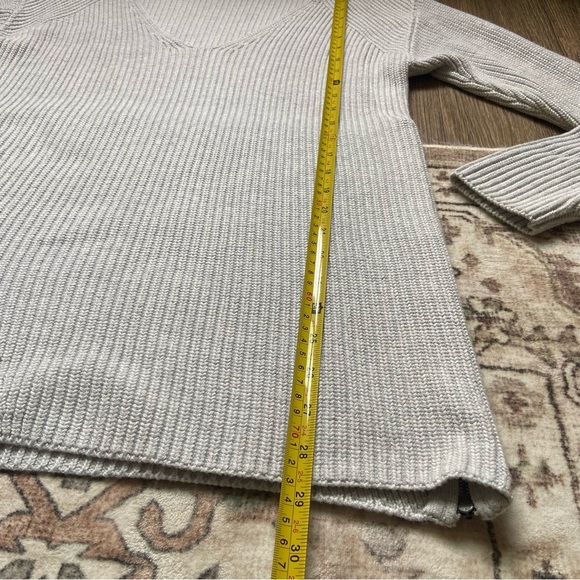 Cabi Chic Light Gray V-Neck Sweater - Picture 8 of 12